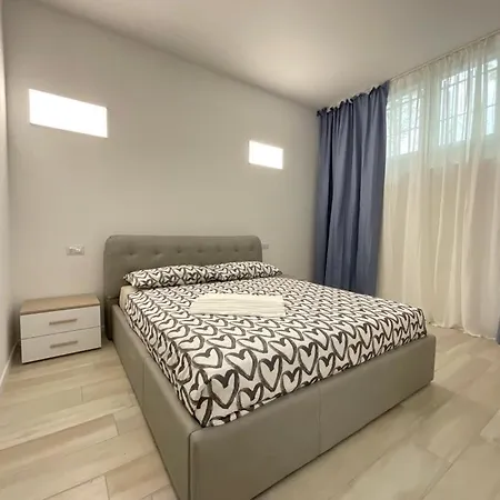 Central Station Apartman *